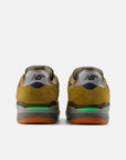 NEW BALANCE ANDREW REYNOLDS 933 CAMEL/DARK BROWN - The Drive Skateboard Shop