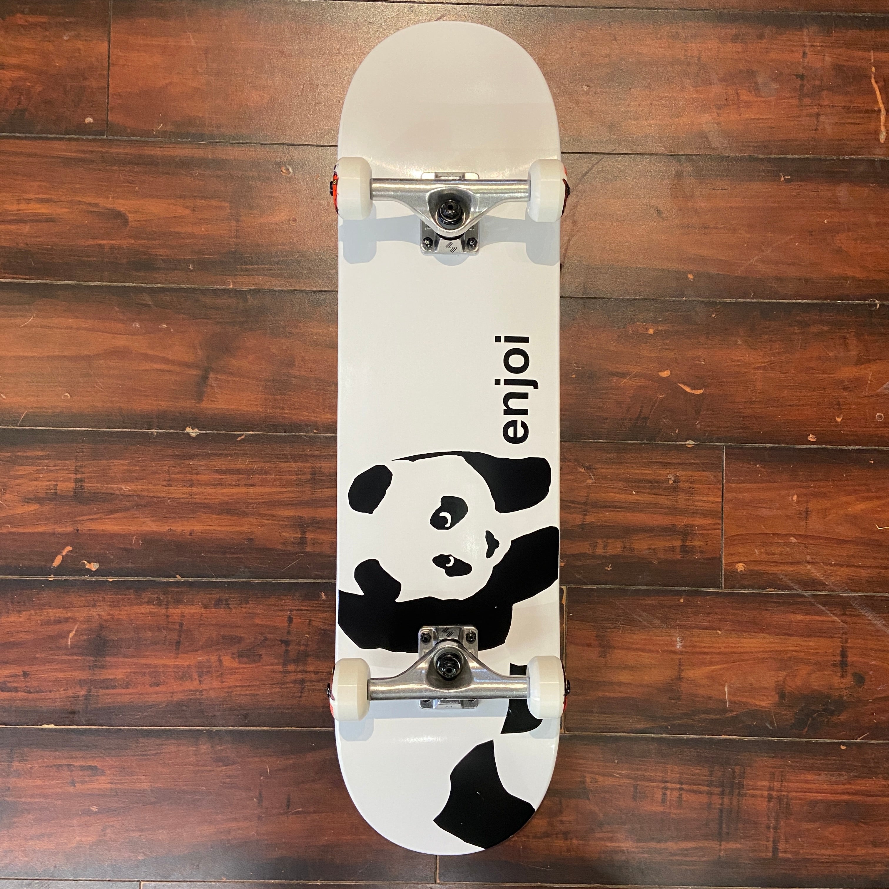 ENJOI PANDA PREMIUM COMPLETE (8.25