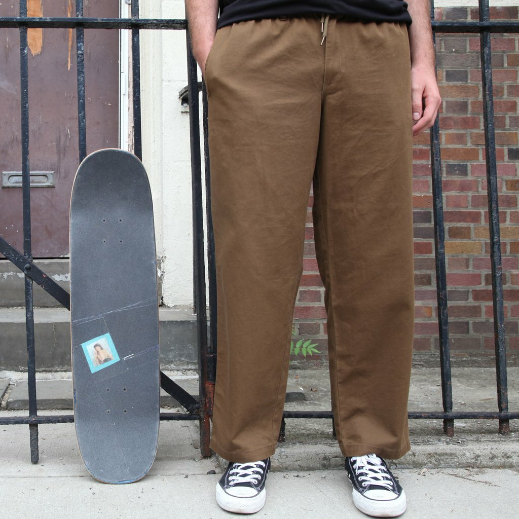 THEORIES PANTS STAMP LOUNGE BROWN – The Drive Skateboard Shop
