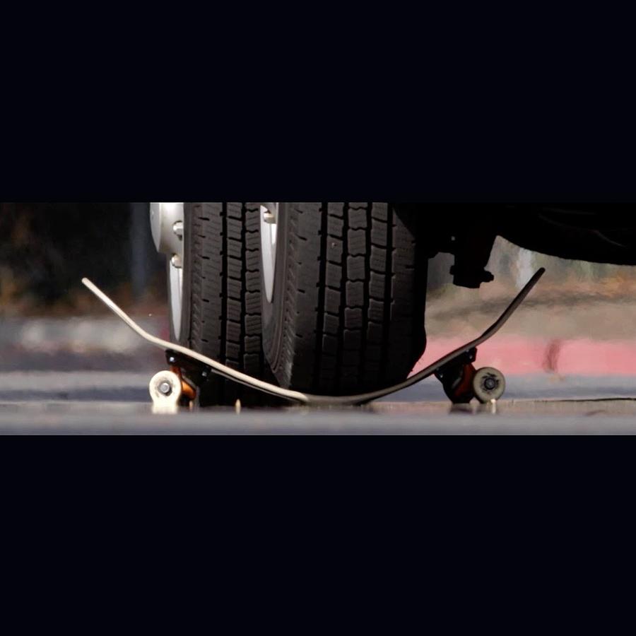 POWELL-PERALTA FLIGHT TECHNOLOGY DECK LEAF GRASSHOPPER SHAPE 249
