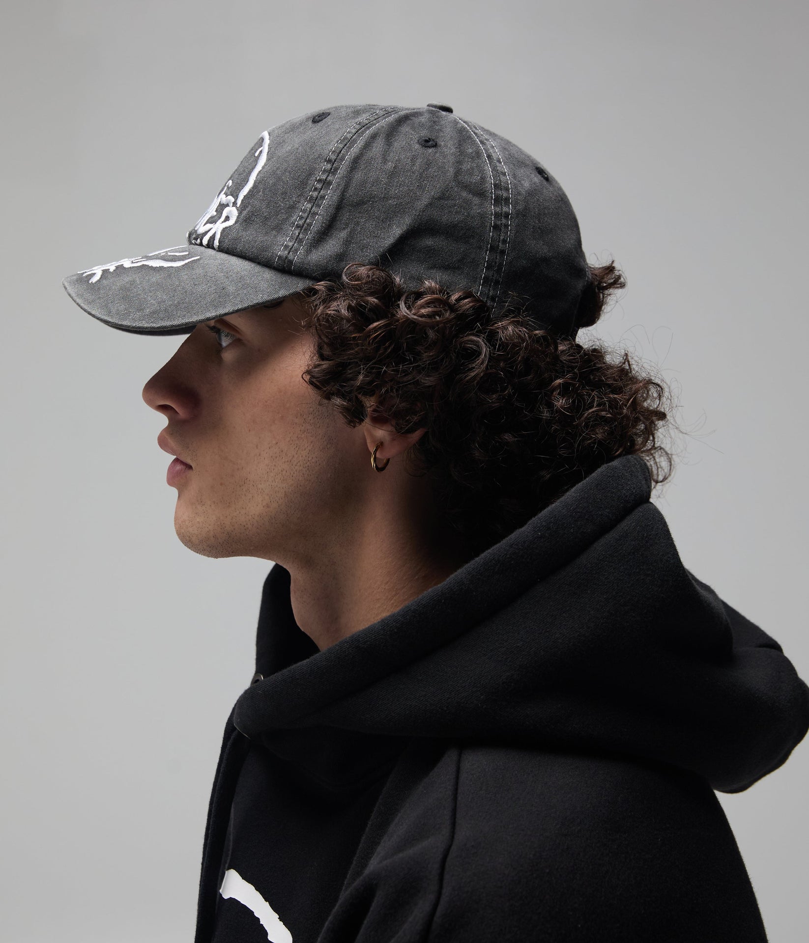 FORMER SKULLZ CAP MERCH BLACK