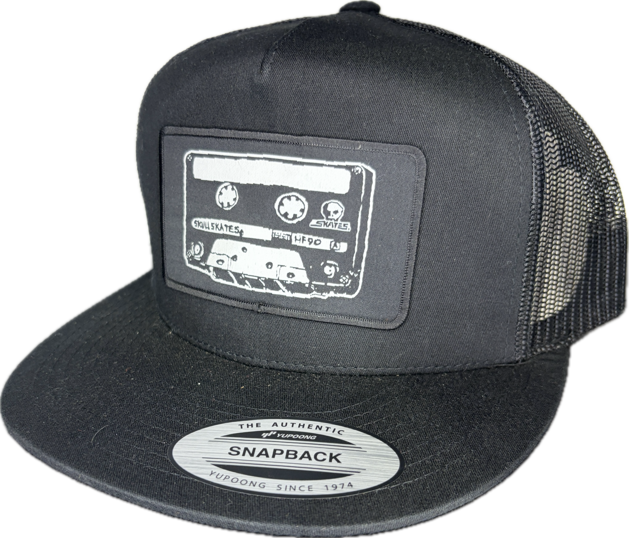 SKULL SKATES CASSETTE PATCH YUPOONG MESH SNAPBACK BLACK/BLACK