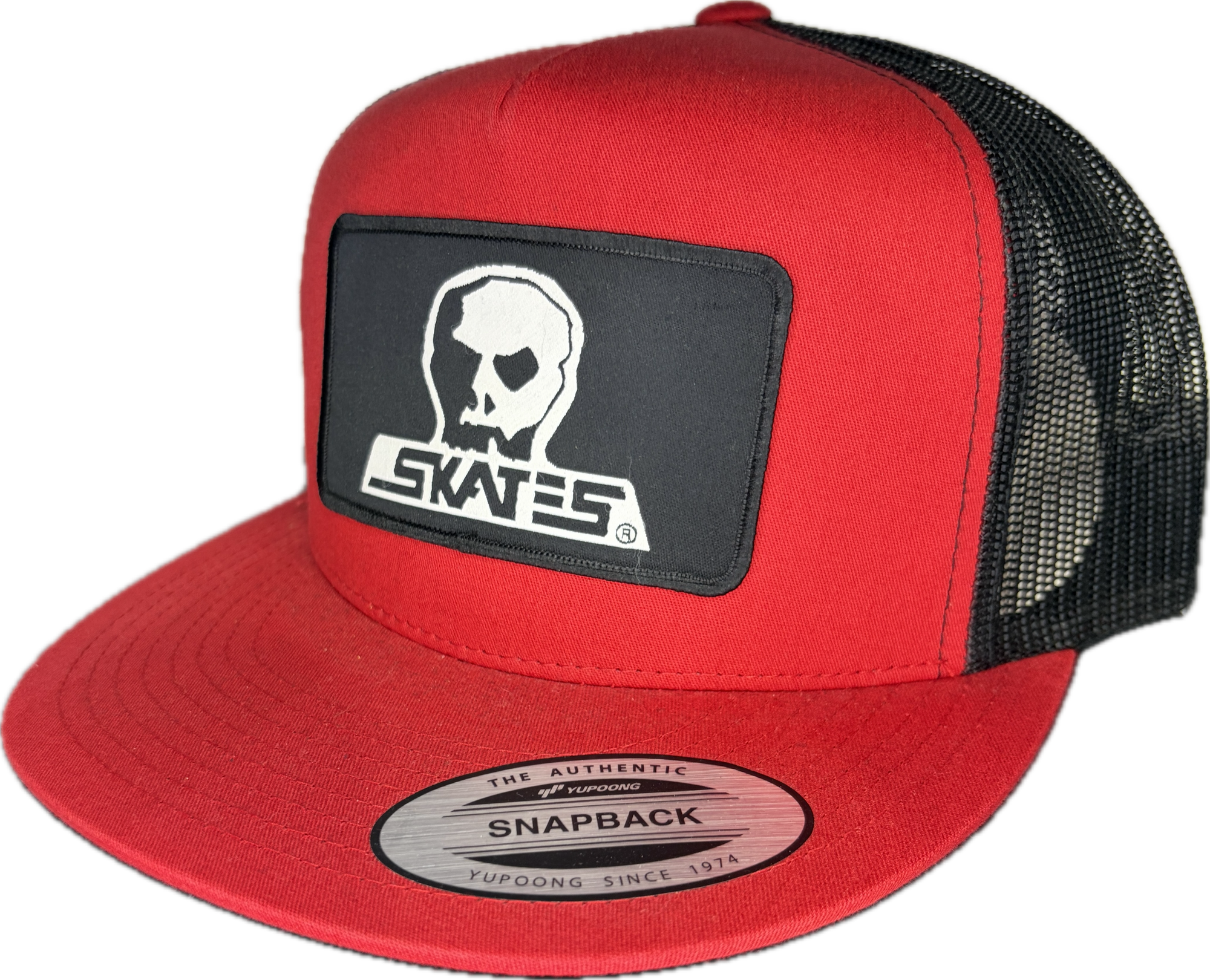 SKULL SKATES RECTANGLE LOGO PATCH YUPOONG MESH SNAPBACK RED/BLACK