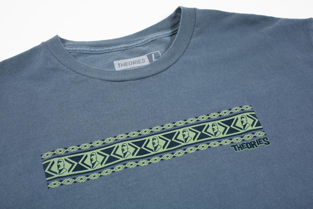 THEORIES EASTER ISLAND VACATION GARMENT DYED TEE SLATE