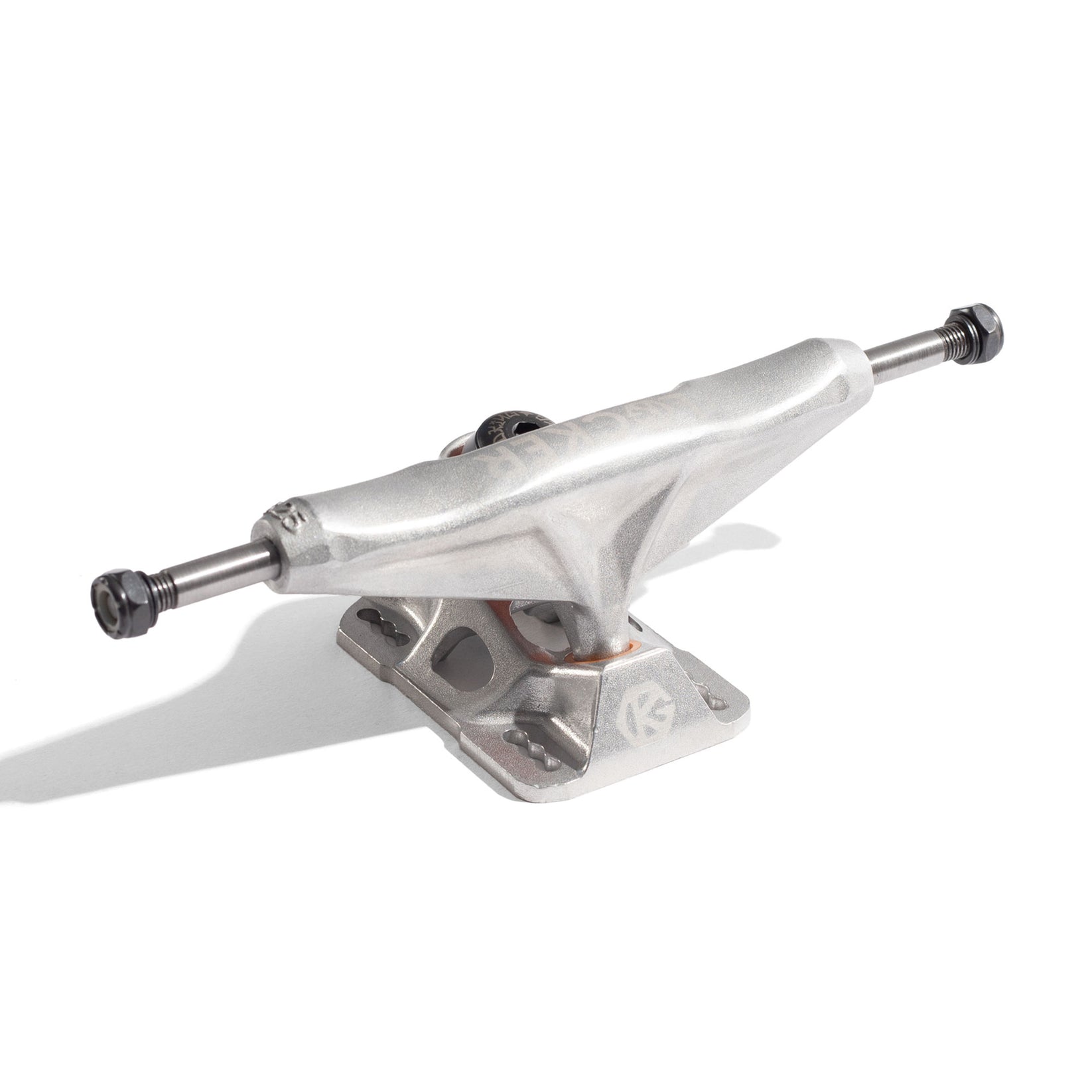 GRIND KING LOCKER TRUCKS SILVER - The Drive Skateboard Shop