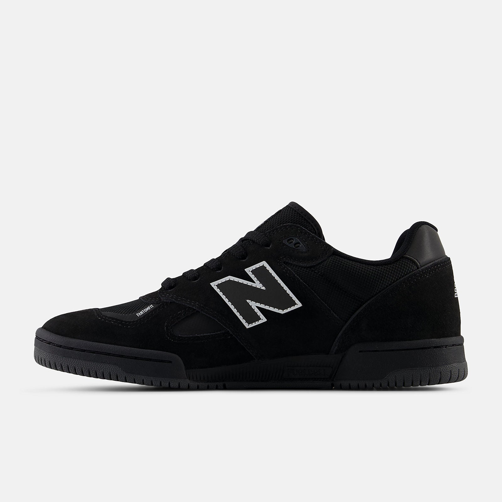 NEW BALANCE 600 BLACK/WHITE