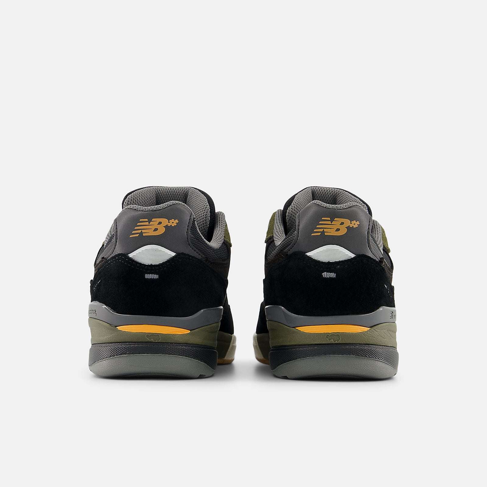 NEW BALANCE ANDREW REYNOLDS 933 BLACK/DARK OLIVE