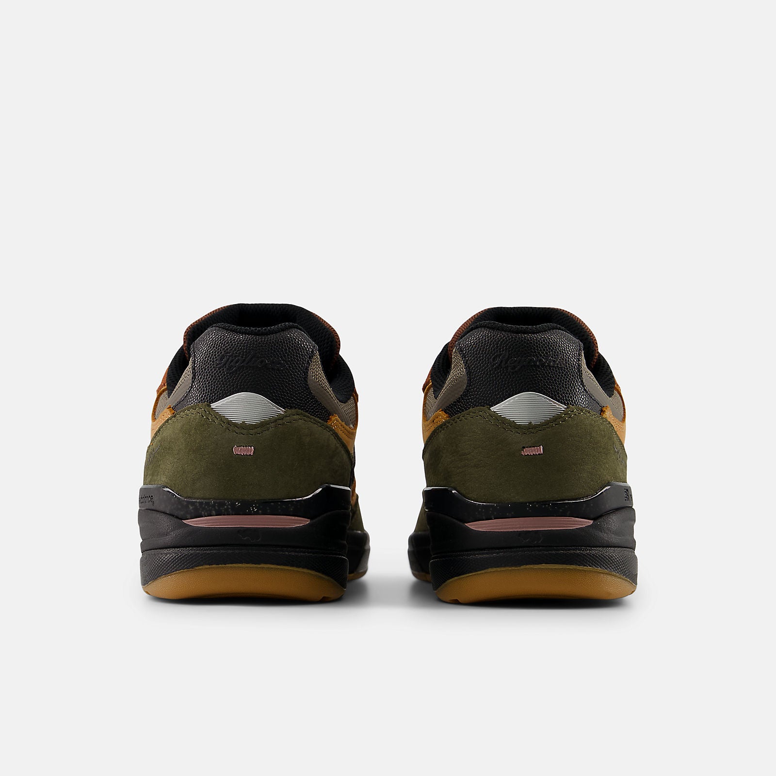 NEW BALANCE X MIKE GIGLOTTI ANDREW REYNOLDS 933 - The Drive Skateboard Shop