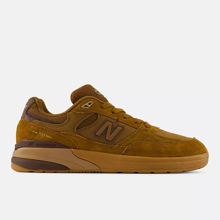 NEW BALANCE 933 ANDREW REYNOLDS BREAKFAST TEA/PUMPERNICKEL 