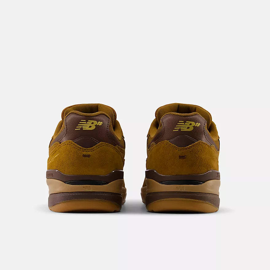 NEW BALANCE 933 ANDREW REYNOLDS BREAKFAST TEA/PUMPERNICKEL 