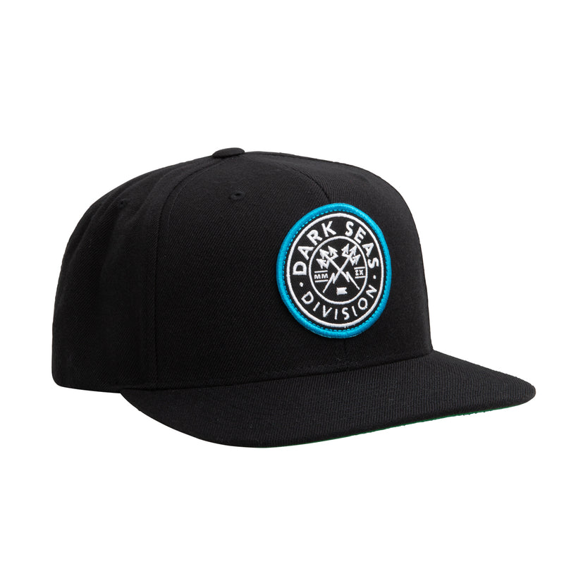 DARK SEAS QUARTERMASTER SNAPBACK BLACK