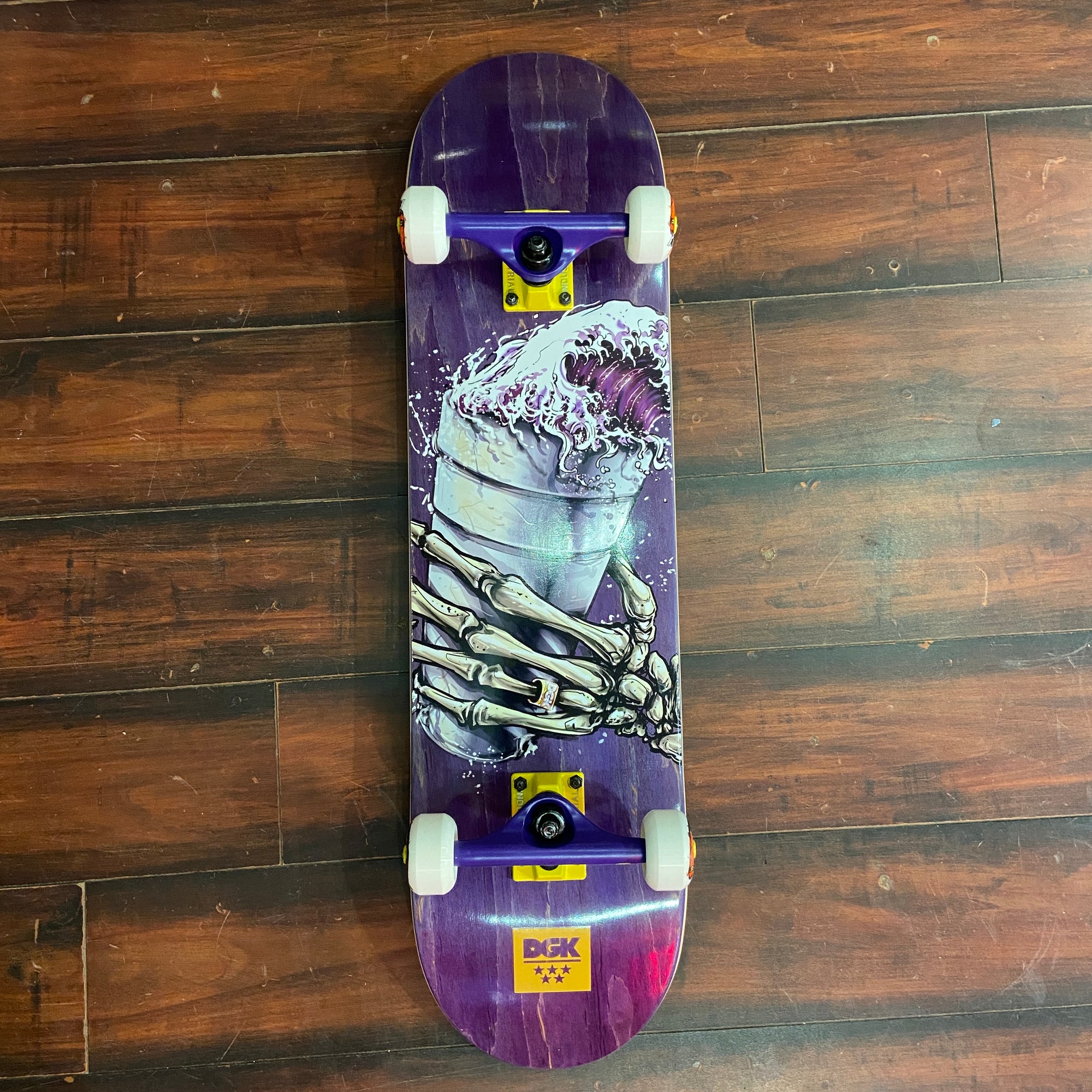 DGK SIPPIN PREMIUM COMPLETE (8.125&quot;) - The Drive Skateshop
