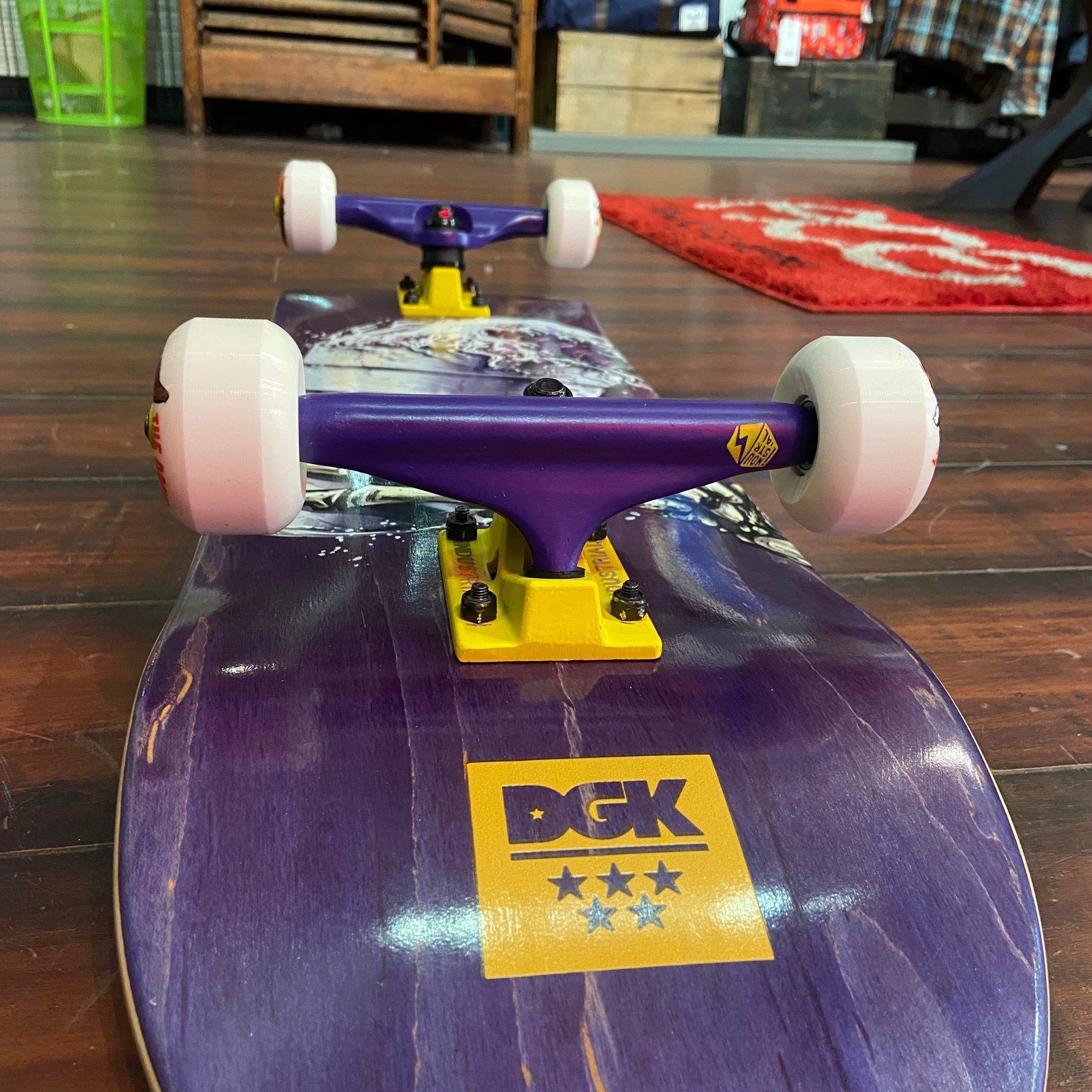 DGK SIPPIN PREMIUM COMPLETE (8.125&quot;) - The Drive Skateshop