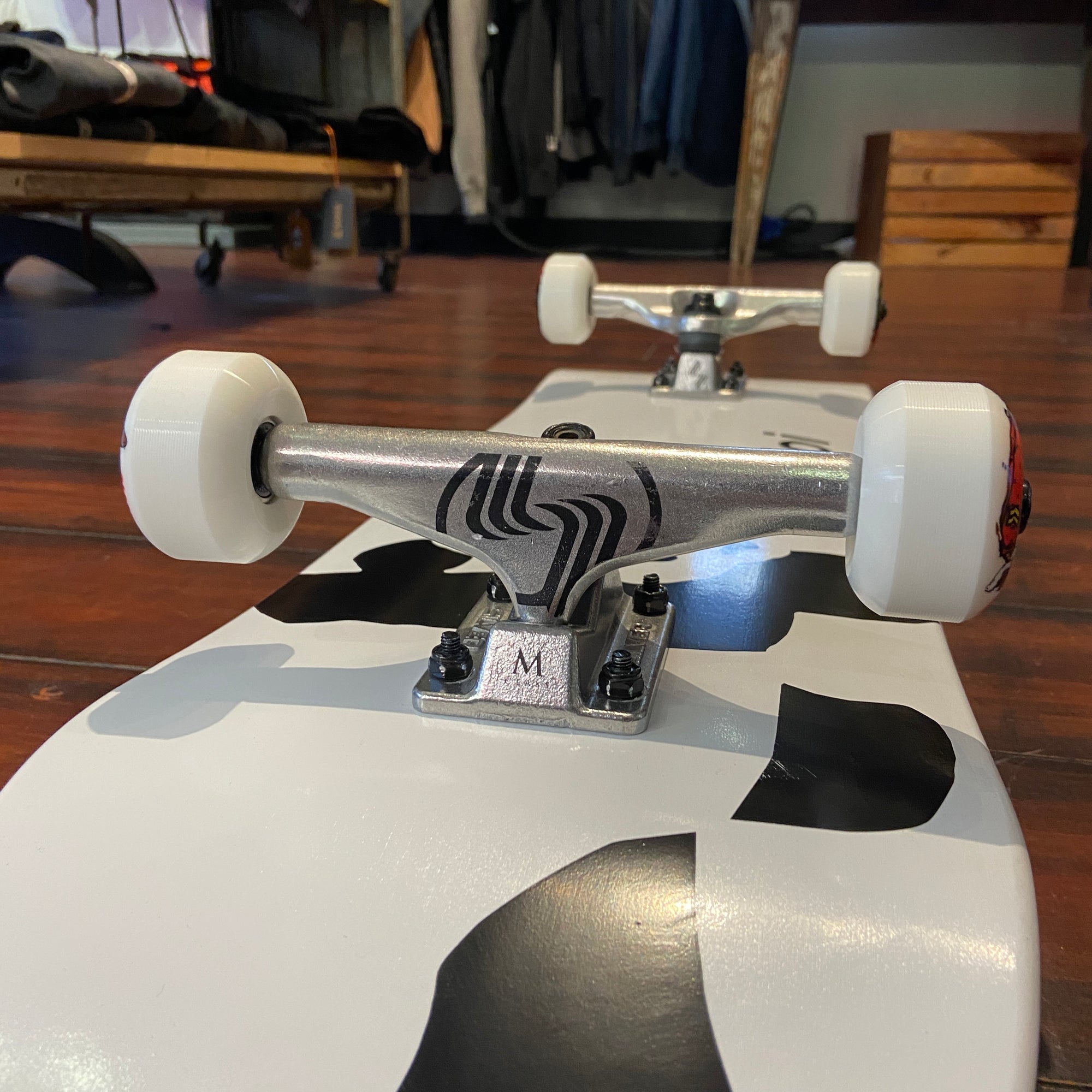 ENJOI PANDA PREMIUM COMPLETE (8.25") - The Drive Skateshop